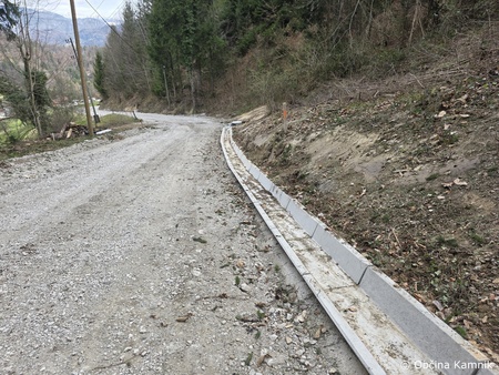 Sanacija cestišča Kamnik – Palovče – Vranja Peč (1)